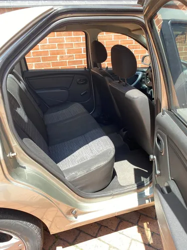 Renault Logan 1.6 Expression Fii
