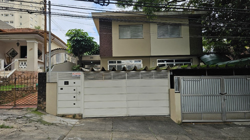 Alugo Sobrado 3 Dorms., Suite E 2 Vagas