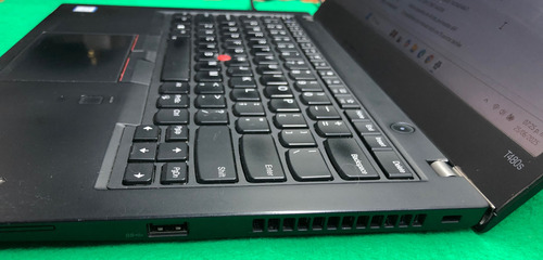 Laptop Lenovo T480s Touch Core I7 Ram 16gb Ssd 512gb Win 11 Negro (Usado)