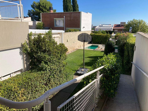 Imagen 8 de 30 de Casa En Venta En Altos De La Falda, Rojas Al 300