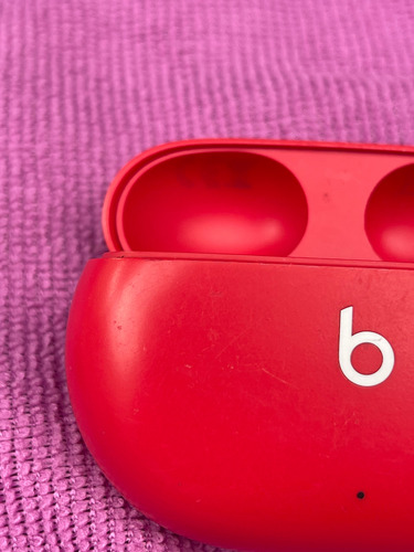 Audífonos Estuche De Carga Beats Studio Buds Rojo (Usado)