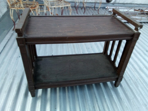 T-rara Mesa Tv Bar En Plástico Símil Madera 80 X 40,5 X 61,3 (Usado)