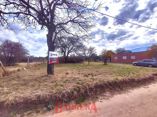Lote Muy Amplio 2494 M2 Piedra Blanca Abajo