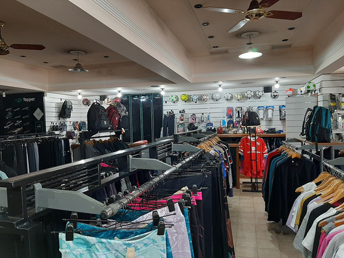 Importante Local En La Ciudad De Capitán Bermúdez