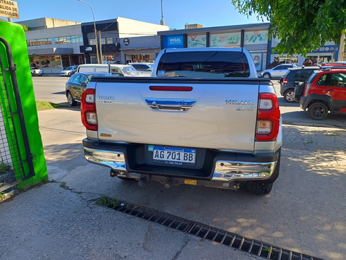 Toyota Hilux Pick-Up 2.8 Cd Srx 204Cv 4X4 At