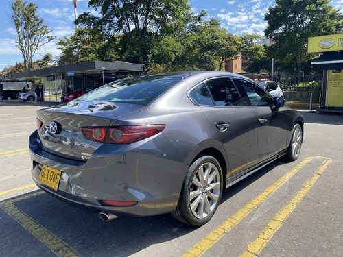 Imagen 10 de 25 de Mazda 3