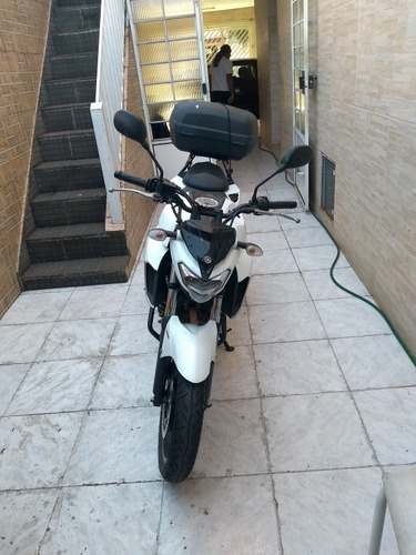 Imagem 2 de 3 de Yamaha 2018