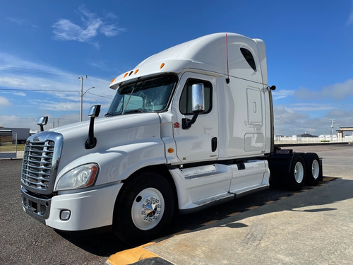 Imagen 3 de 15 de Freightliner Cascadia