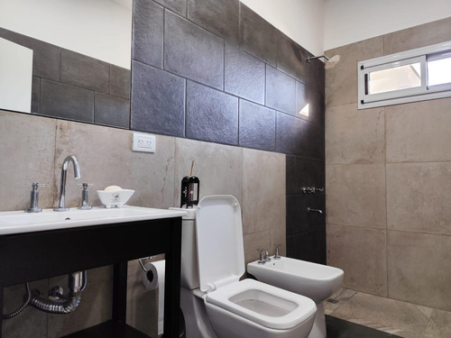 Casa En Venta En Barrio Privado Costa Verde