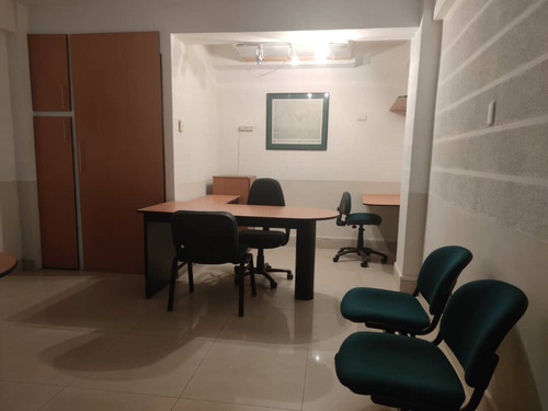 Imagen 3 de 5 de Oficina Equipada En Alquiler