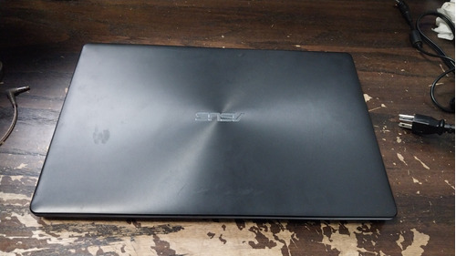Laptop Asus X550z