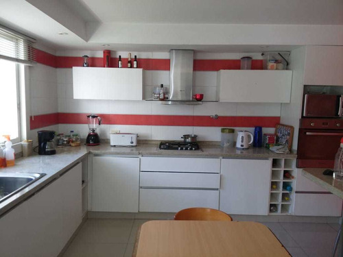 Casa 5 Amb Muy Buen Est. Mas Dpto T/casa 2 Amb. En Block