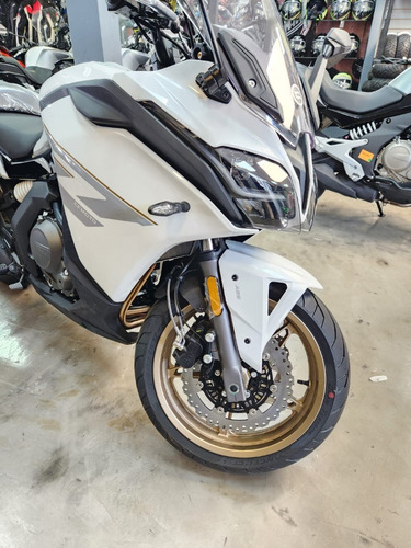 Imagen 5 de 20 de Cfmoto Gt650 / 2023 / 0km. Concesionario Oficial !!!