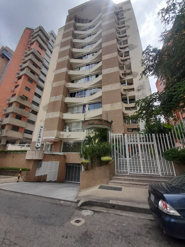 Nestor Y Vanessa Venden Apartamento En Macarena 1 Foa-2985