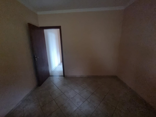 Imagem 22 de 30 de Sobrado Amplo Com Ótima Localização * Aceita Financiamento E Permuta * Agende Sua Viita. - Ca00370 - 67859742