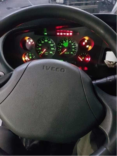Imagen 13 de 17 de Iveco Daily Con Equipo De Frio Y Trabajo Fijo (opcional)