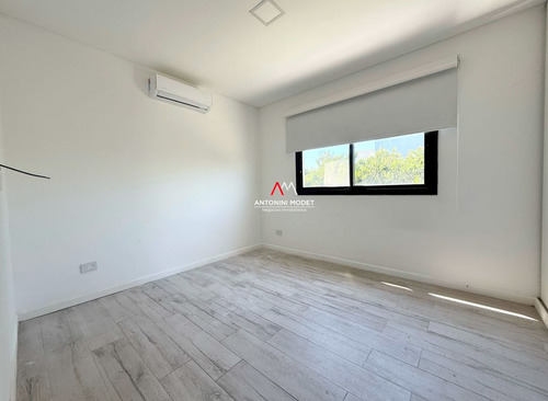 Venta De Casa En Altos De Campo Grande - Pilar