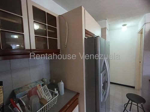 Venta Apartamento Amplio, Bello Y Cómodo 130mts2, La Florida