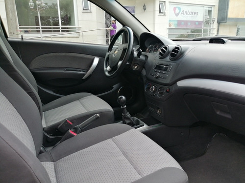 Chevrolet Aveo Emotion 2011 1.6 Gt