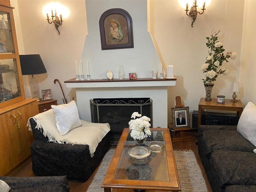 Imagen 3 de 11 de Departamento En Venta De 4 Dorm. En Santiago