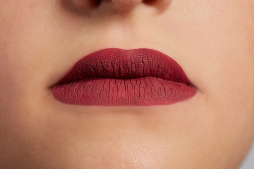 Labial Líquido Acabado Mate Textura Suave Con Aplicador