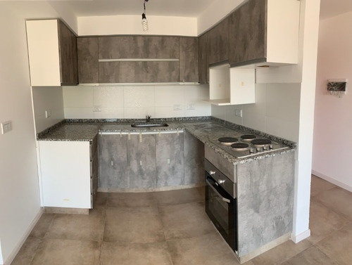 Imagen 2 de 14 de Departamento En Venta En Lanus Oeste
