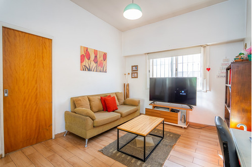 Venta Ph Refaccionado 3 Ambientes Con Piscina Y Patio En Villa Real