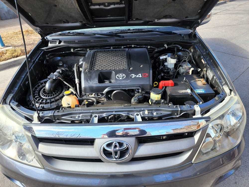 Imagen 6 de 8 de Toyota Sw4 2008 3.0 I Srv C/cuero 4x4 (2009)