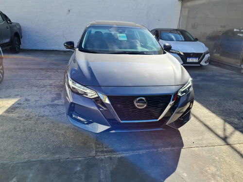 Imagen 6 de 25 de Nissan Sentra Exclusive Cvt (c)