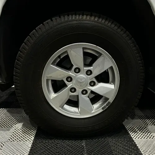 Mitsubishi L200 2.4 GLX 4x2 Mt