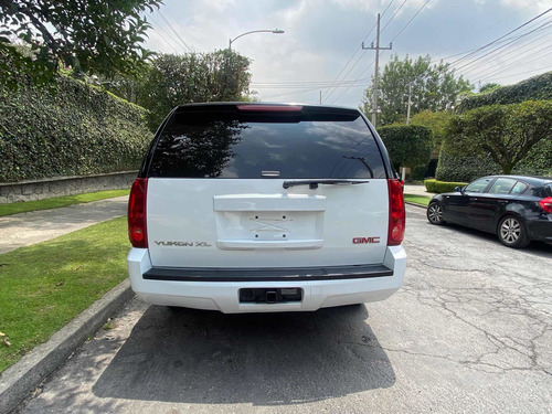 Imagen 6 de 15 de Chevrolet Suburban Gmc 2007