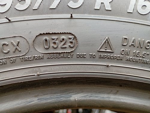 2 Llantas 195/75r16 Michelin Agilis Cross Climate A2 (Usado)