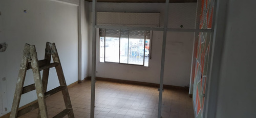 Imagen 3 de 16 de (ofa 01) Tres Oficinas Juntas Y/o Amplio Salón De Usos Múltiples, En Alquiler En Excelente Esquina De San Miguel!!!.