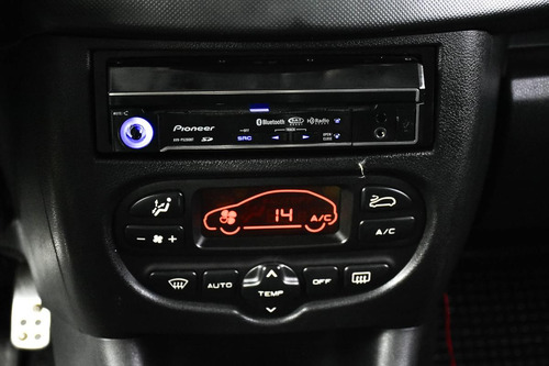 Peugeot 207 1.6 Sedan Xt Premium