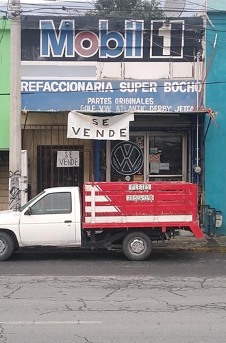 Local - Raul Salinas, Escobedo