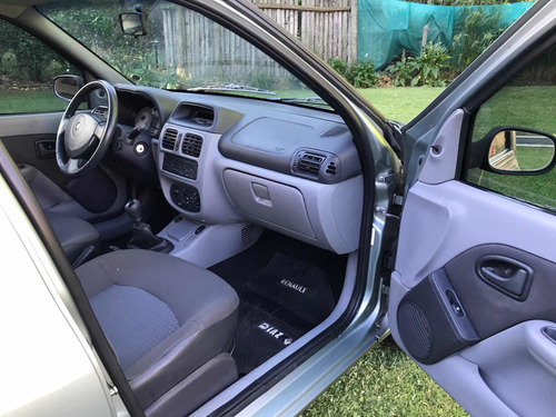 Renault Clio 1.6 Expression 2006