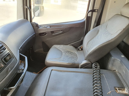 Mercedes-benz Axor 3131 6x4 Ano 2014 Caçamba / Chassi