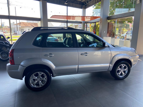 Hyundai Tucson 2.0 MPFI GLS 16V 143CV 2WD FLEX 4P AUTOMÁTICO
