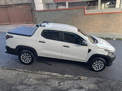 Fiat Strada 1.4 Endurance Cab. Dupla Flex 4p