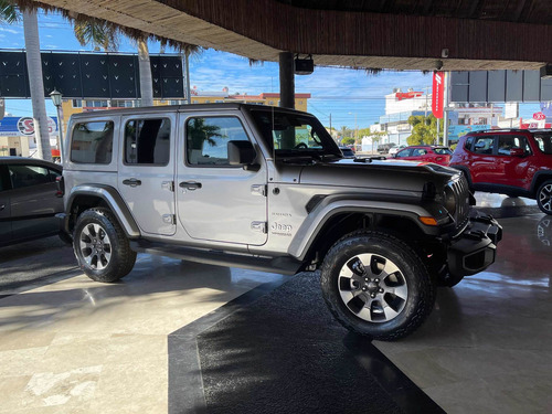 Imagen 5 de 10 de Jeep Wrangler Sahara Mild Hibryd