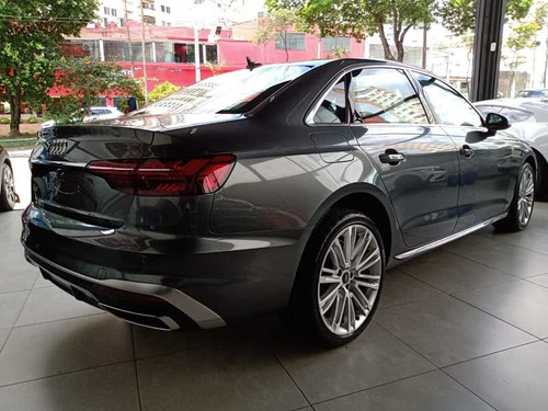 Audi A4 2.0 TFSI MHEV S LINE S TRONIC
