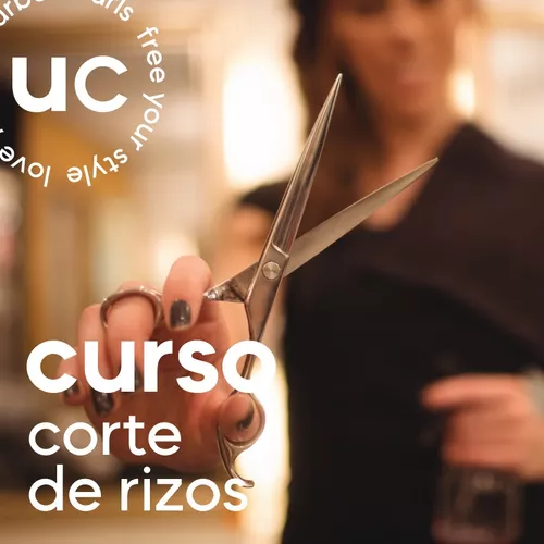 Especialistas en tratamiento y corte de cabello rizado: Método Curly