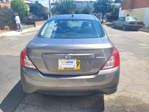 Nissan Versa Drive