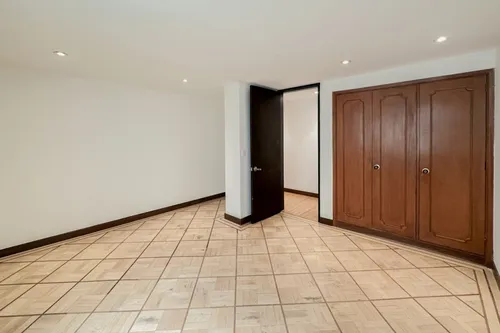 Apartamento En Arriendo/venta En El Chico. Cod A7495