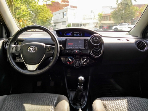 Toyota Etios 1.5 Xls 2016