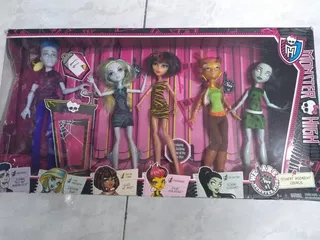 Monster High Pack X5 Muñecas - Bunny Toys