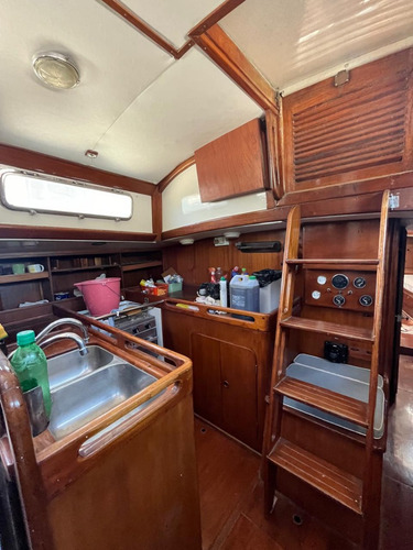 Velero Frers 44