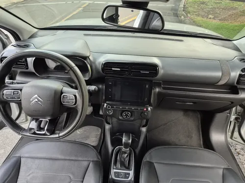 Citroën C4 Cactus 1.6 Shine Turbo Aut