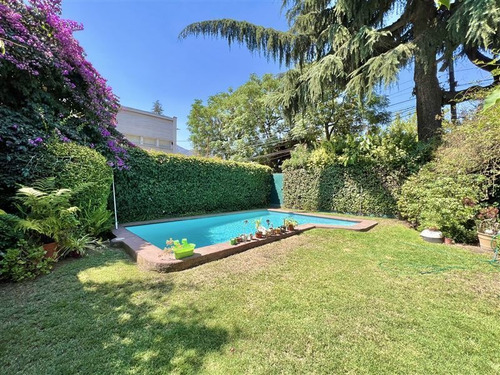 Imagen 3 de 27 de Venta Casa Vitacura Pasaje: Las Encinas