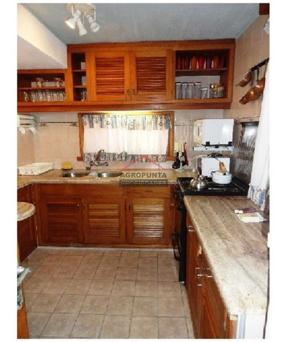 Casa En Pinares, 3 Dormitorios *- Ref: 4018
